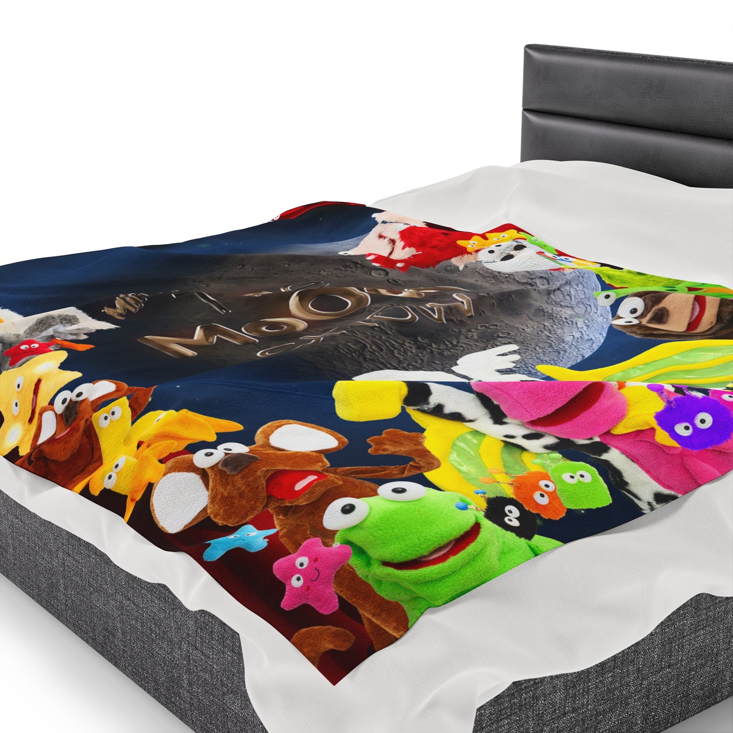 Mindiful® "The Moon Show Showtime" Velveteen Plush Snuggle Blanket